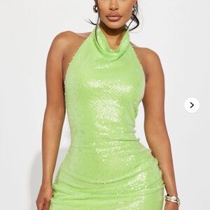 Elegant Green Sequin Halter Dress